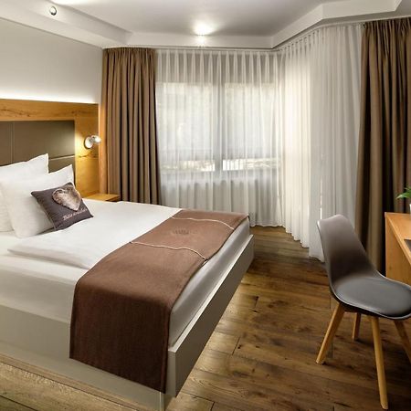 Neo Hotel Linde Esslingen 에즐링겐 외부 사진