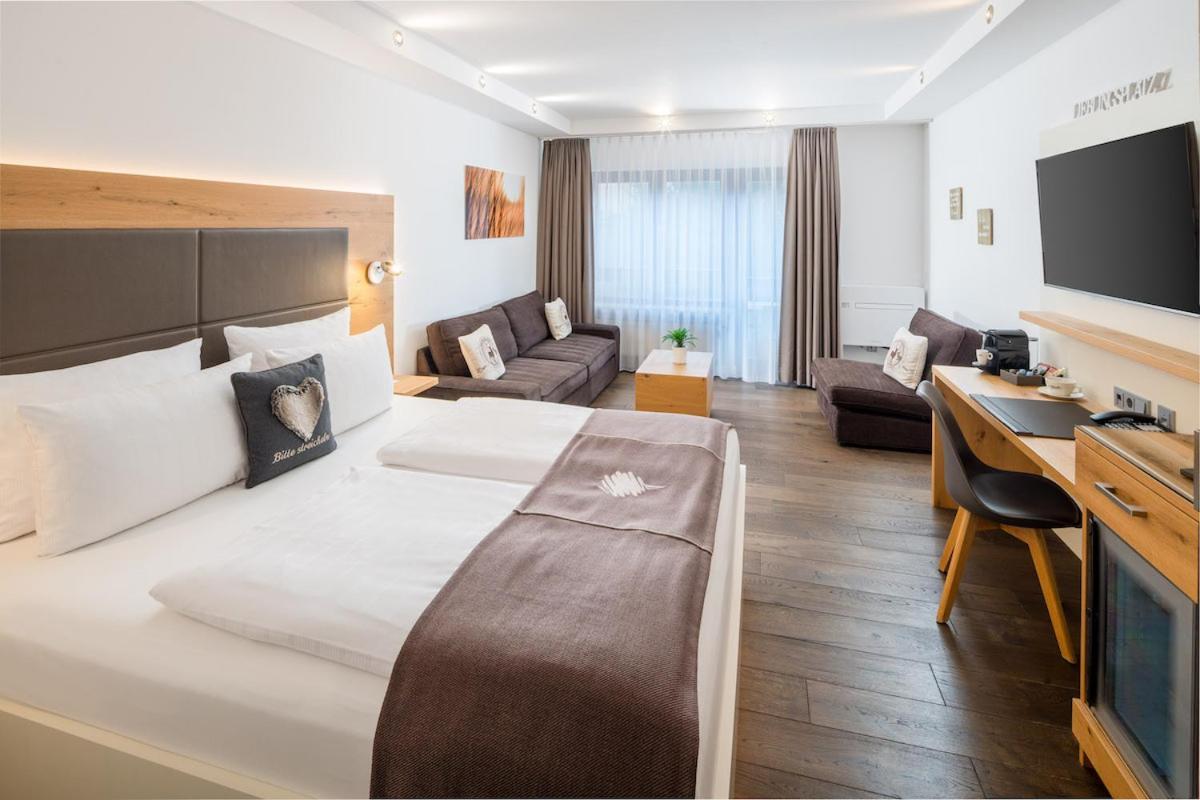 Neo Hotel Linde Esslingen 에즐링겐 외부 사진