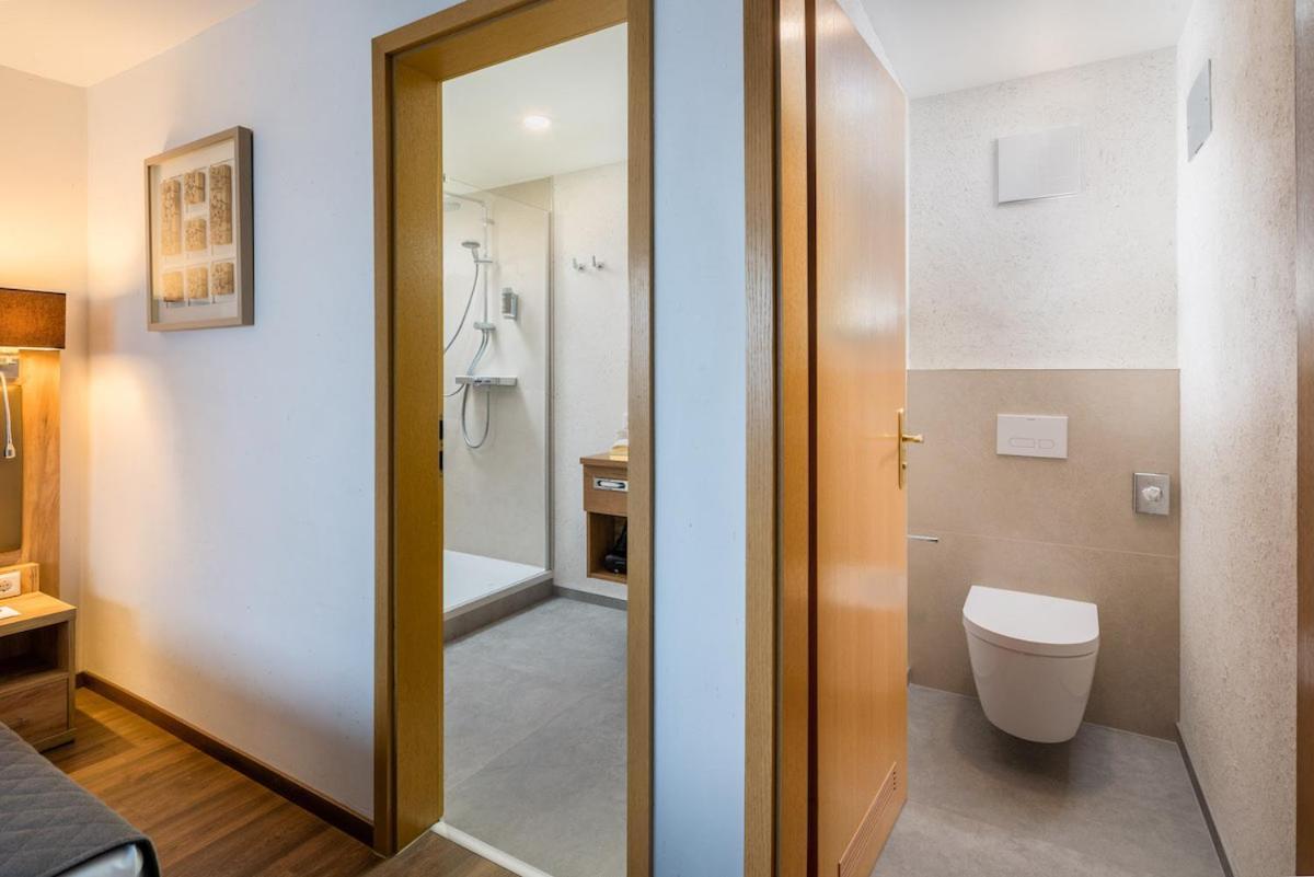 Neo Hotel Linde Esslingen 에즐링겐 외부 사진