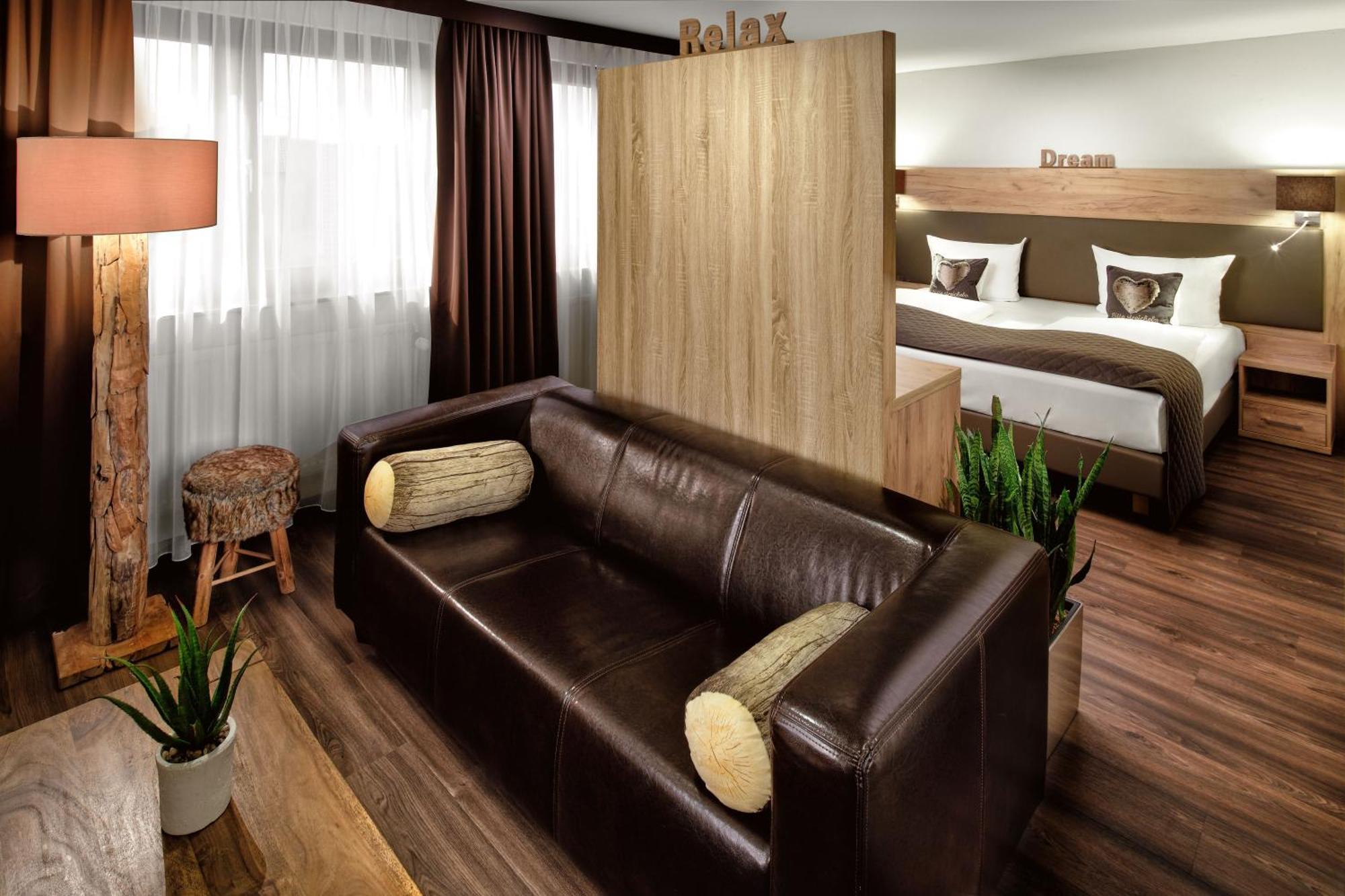 Neo Hotel Linde Esslingen 에즐링겐 외부 사진