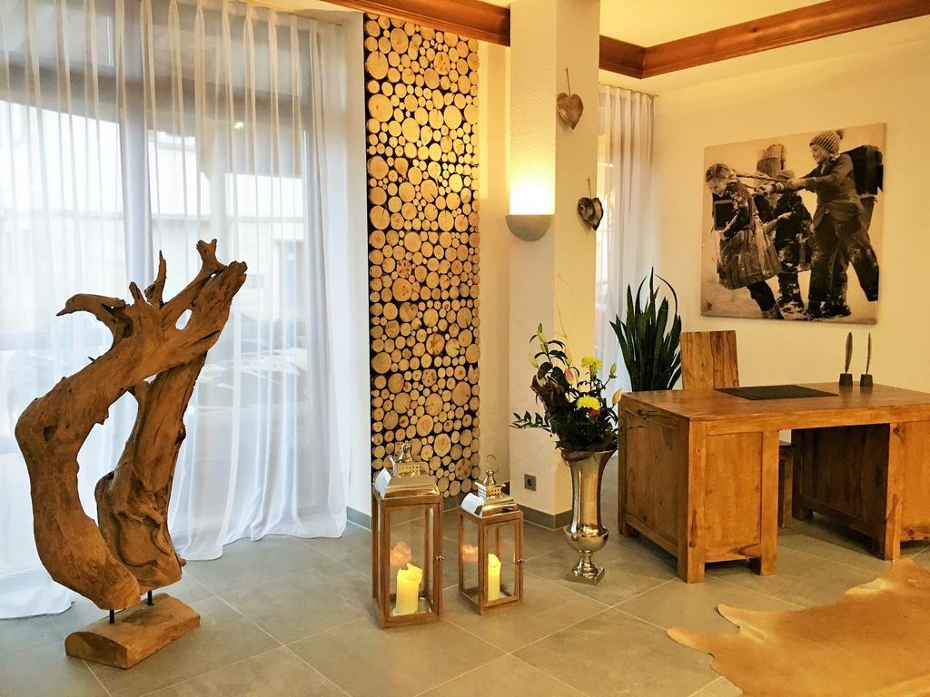 Neo Hotel Linde Esslingen 에즐링겐 외부 사진