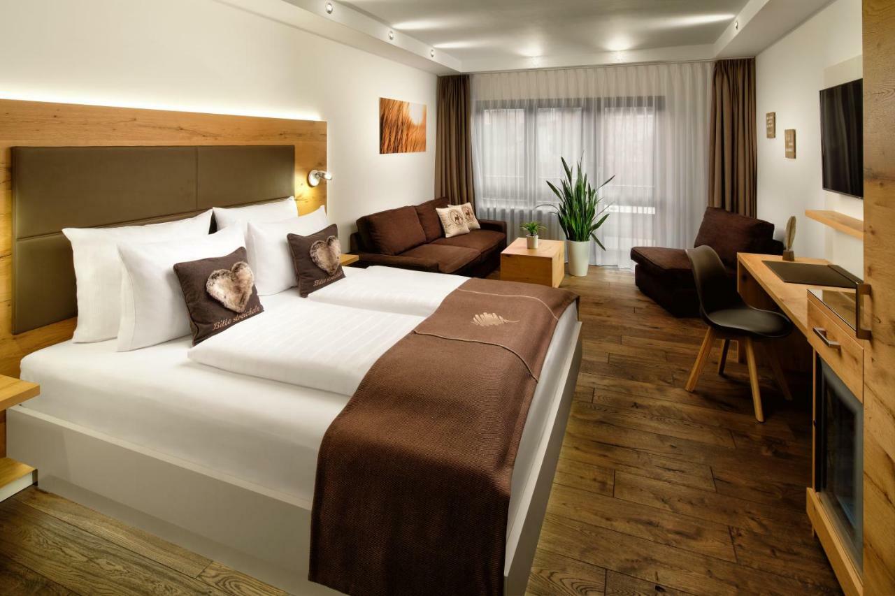 Neo Hotel Linde Esslingen 에즐링겐 외부 사진